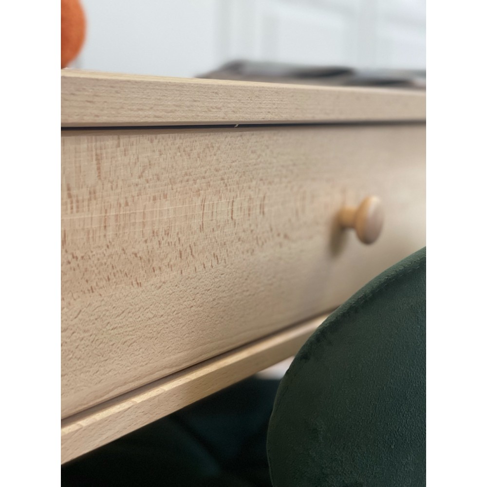 Bukowa konsola w stylu skandynawskim Scandic