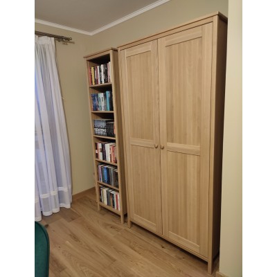 Bukowa szafa w stylu skandynawskim Scandic 2s